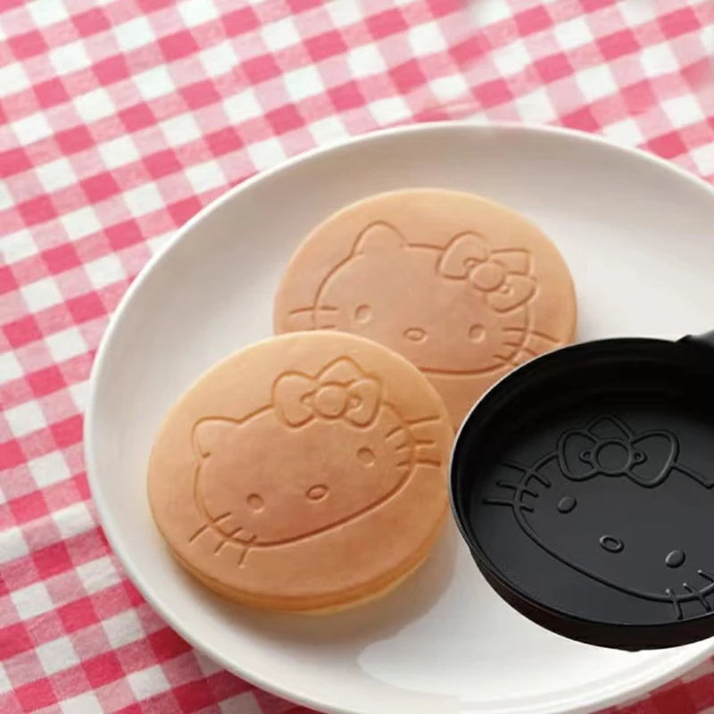 ✅ Frigideira Antiaderente Temática – Modelos Hello Kitty, Mickey, Stitch e Mais!